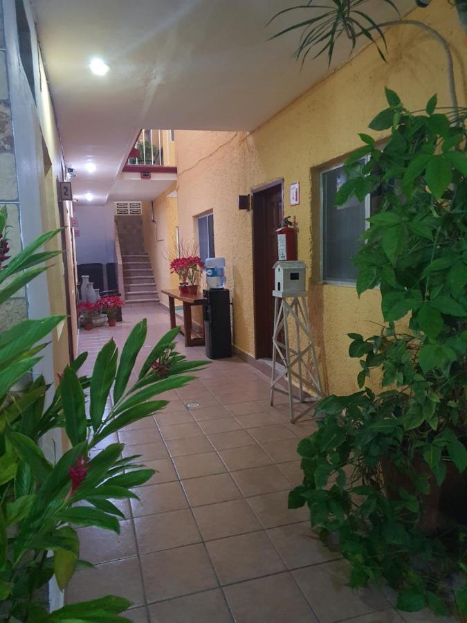 Hotel Posada Marcas Cancún Buitenkant foto