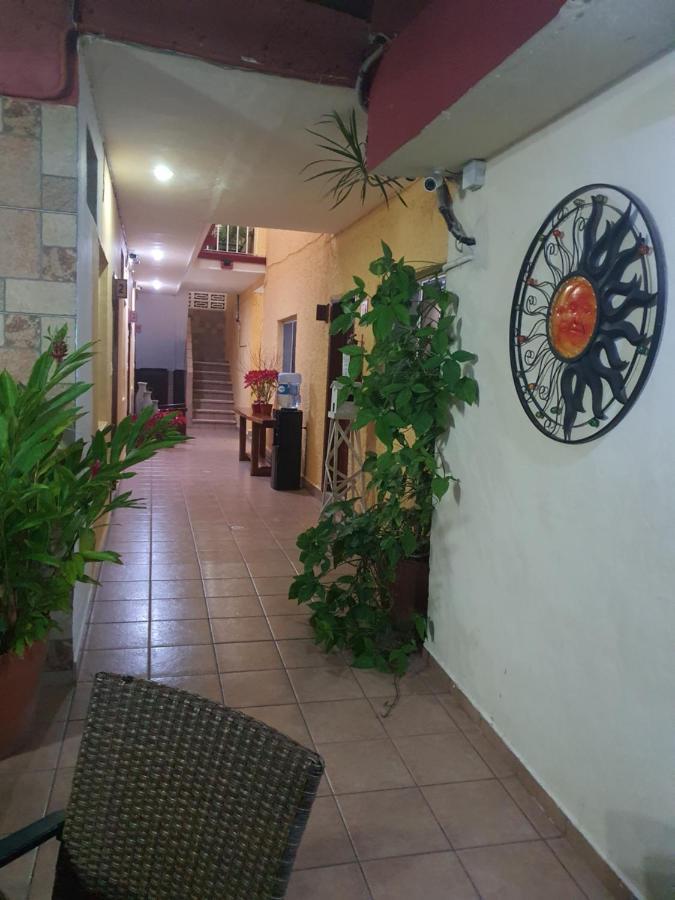 Hotel Posada Marcas Cancún Buitenkant foto