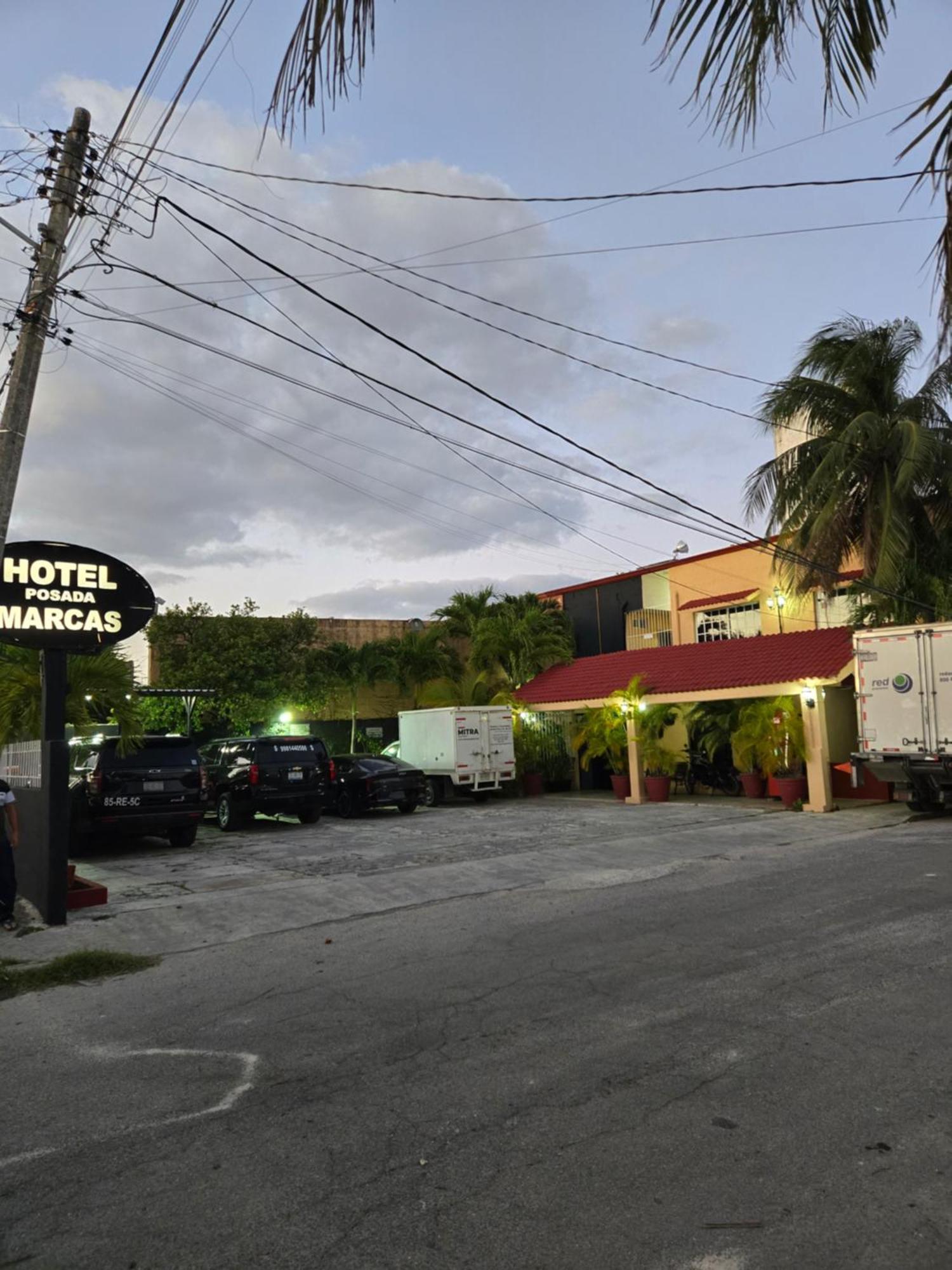 Hotel Posada Marcas Cancún Buitenkant foto